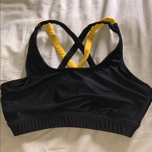 cross strap sports bra